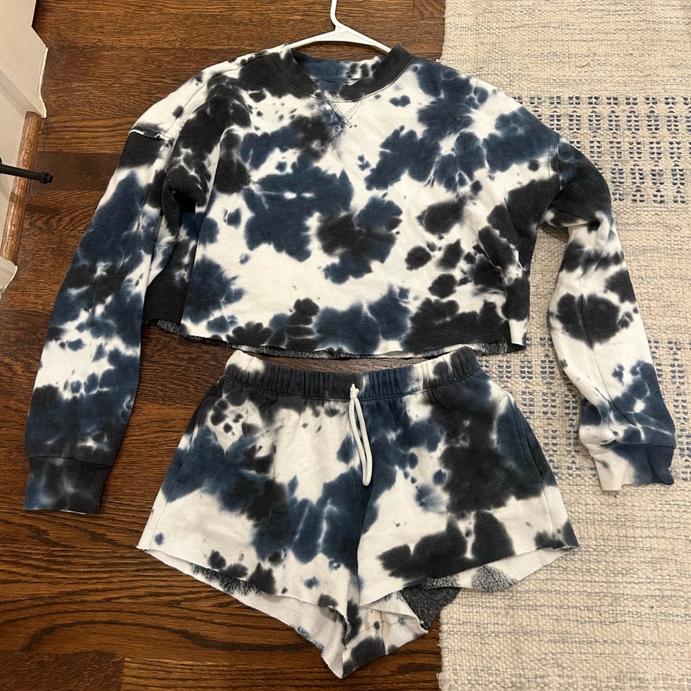 COPY - Colsie Blue and White Sweat Set